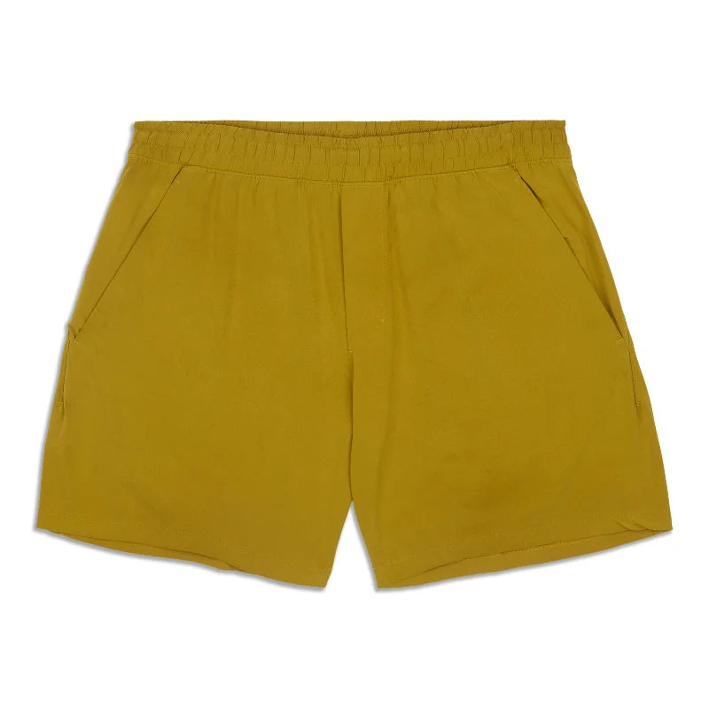 Elegant Series Pace Breaker Short