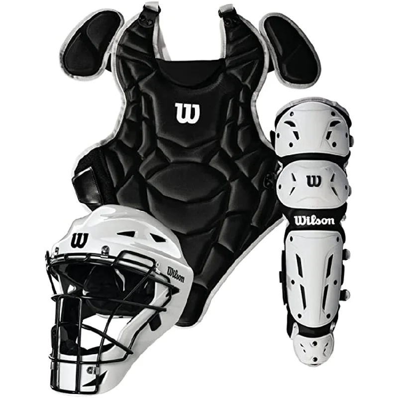 Wilson EZ Gear 2.0 Youth Baseball Catcher’s Set Size S/M: WB572020